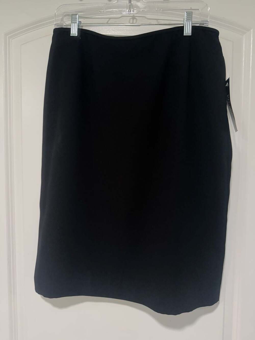 NWT Black Pencil Skirt Minimalist Office Workwear Career Midi Women’s 12P